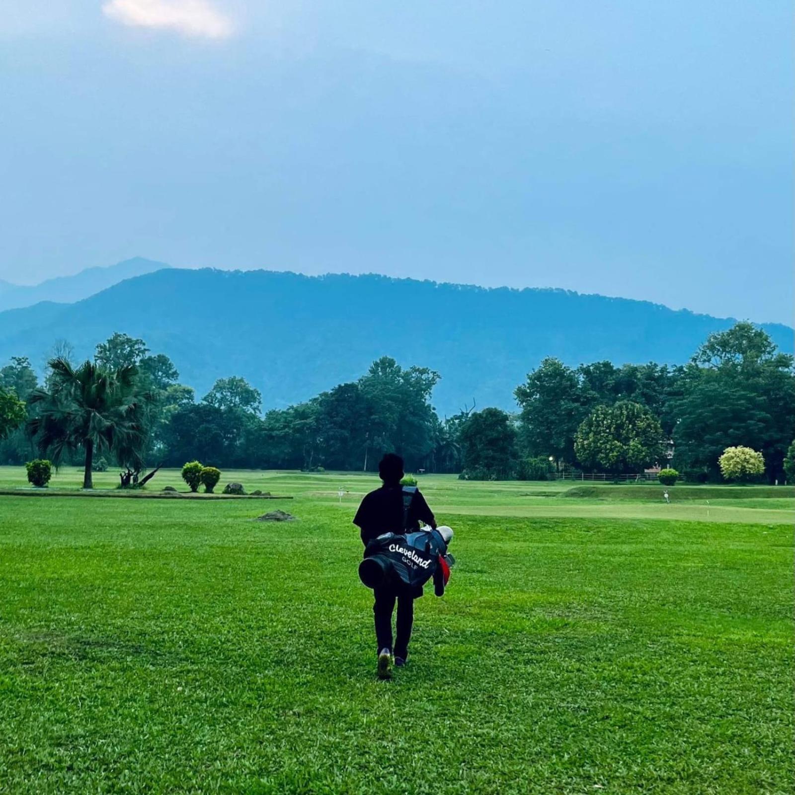 Miraaya Wellness And Golf Resort Chitwan Exterior foto