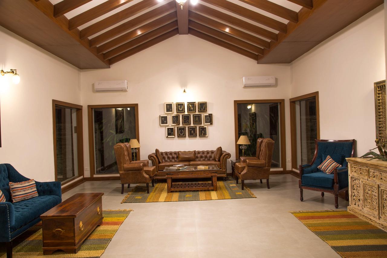 Miraaya Wellness And Golf Resort Chitwan Exterior foto