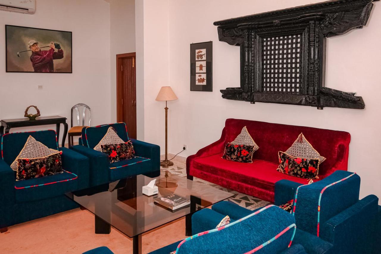 Miraaya Wellness And Golf Resort Chitwan Exterior foto